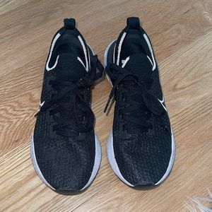 Nike black fly knit sneakers